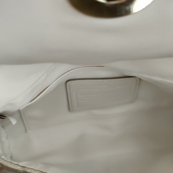 Crossbody coach bag - Picture 2 of 2